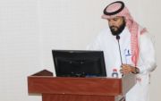 مساعد مدير مستشفى الأسياح العام منصور نايف الفريدي يلقي محاضرة بعنوان "الوقاية من الإنتان"