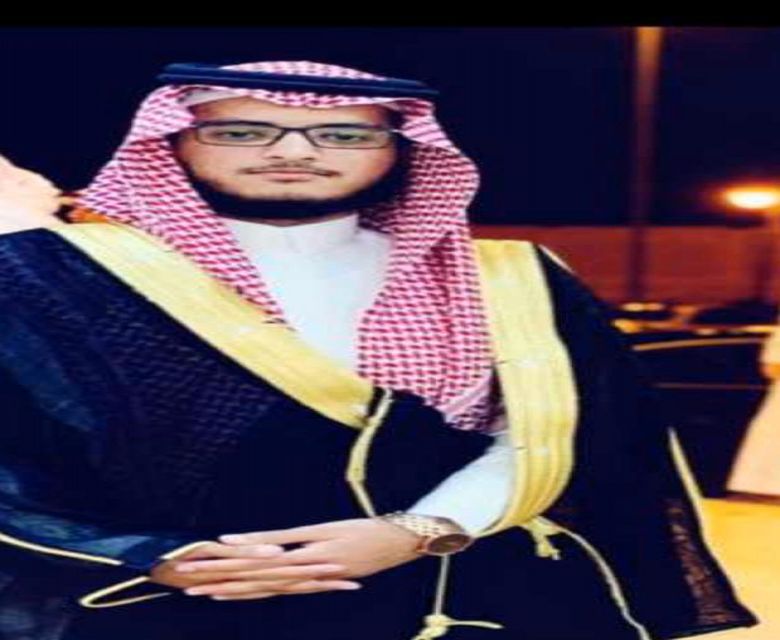 بدر بن دخيل الله ابو عيبه الفريدي يحصل على درجة البكالوريوس